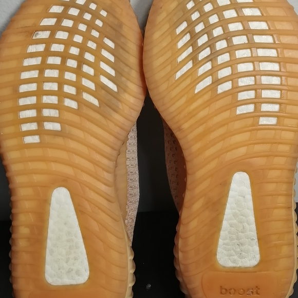Yeezy Boost 350 V2 'Clay' - Picture 4 of 6